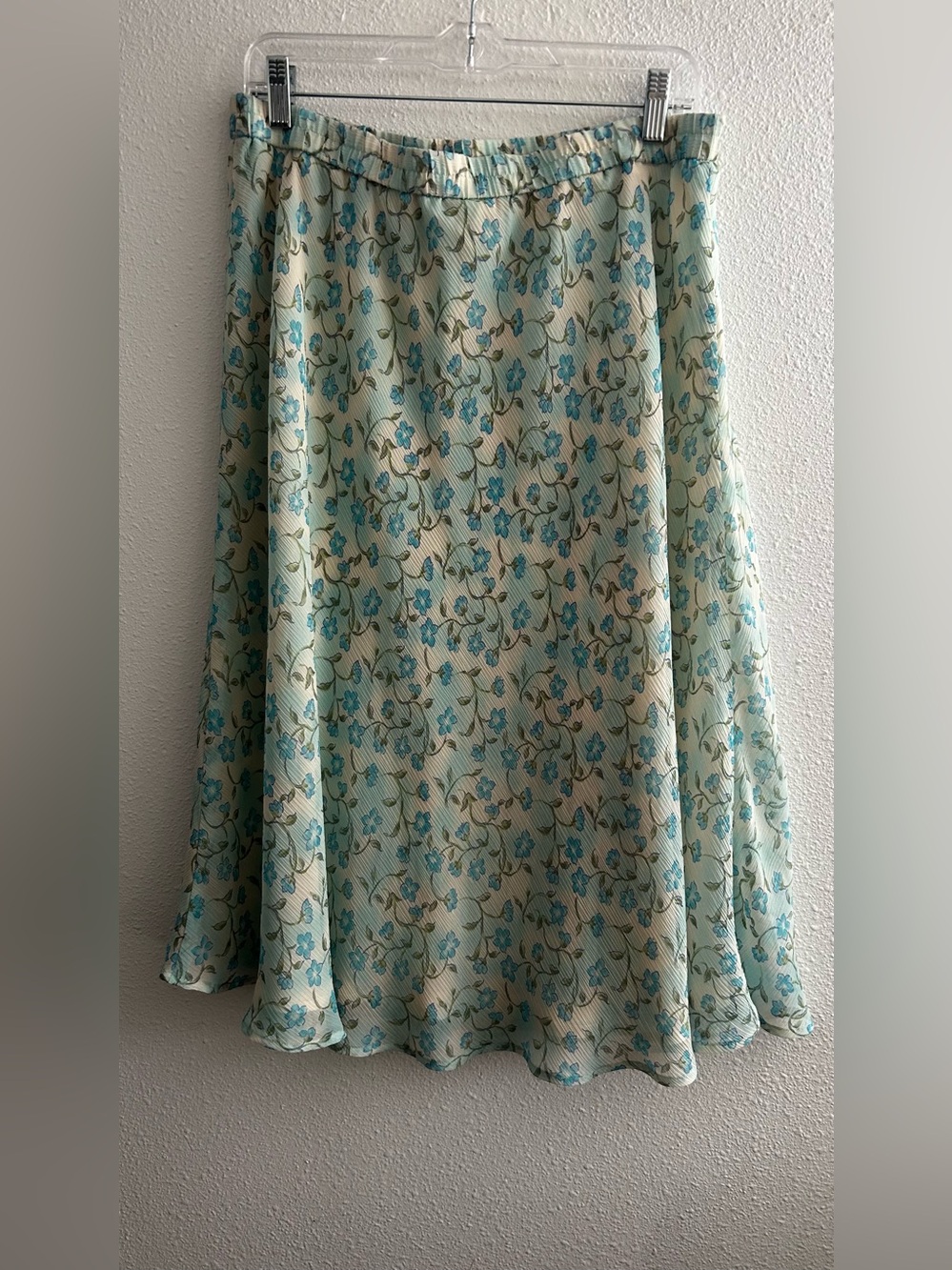 Coldwater Creek White and Blue Floral Skirt